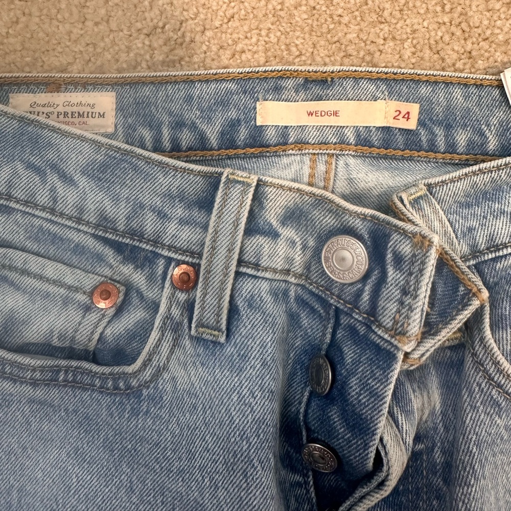Vintage Levi's women’s Classic Denim Jeans